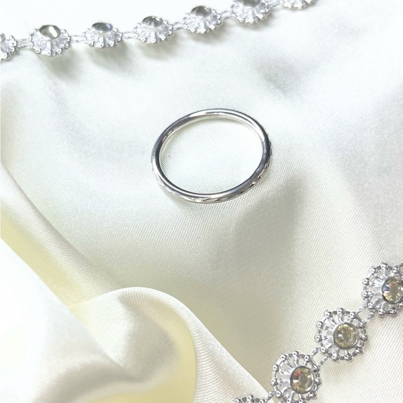 10K solid White gold ring - Picture 9 of 10